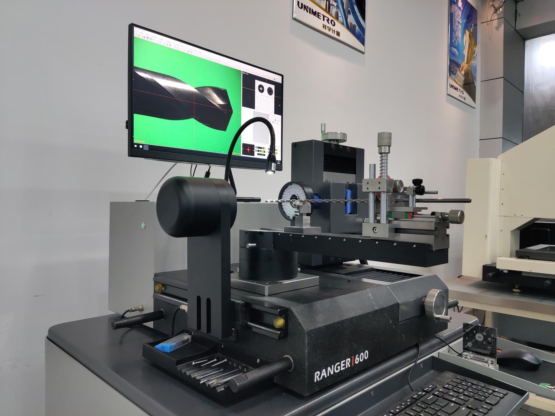 P00401-093350.jpg P00401-093350.jpg